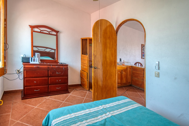 La Manzanilla Realty