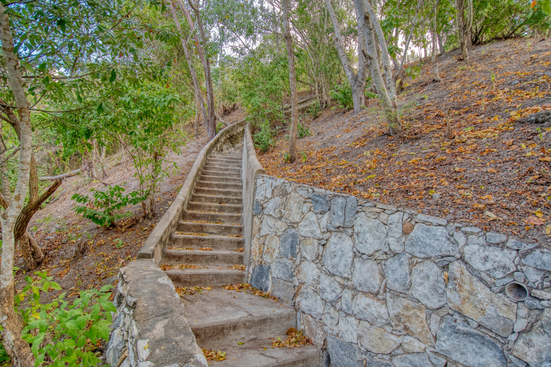 La Manzanilla Realty